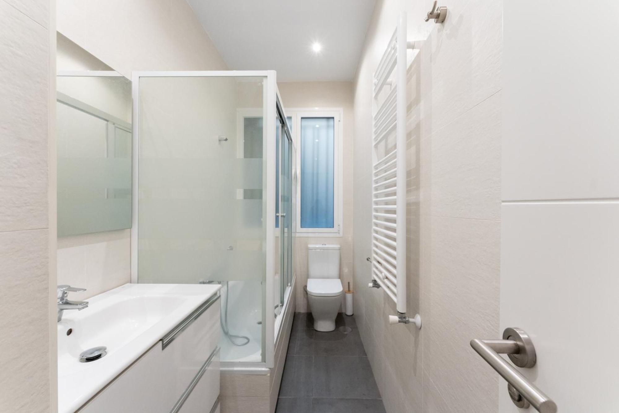 Luxe Apartment In Plaza De Espana Madrid Esterno foto
