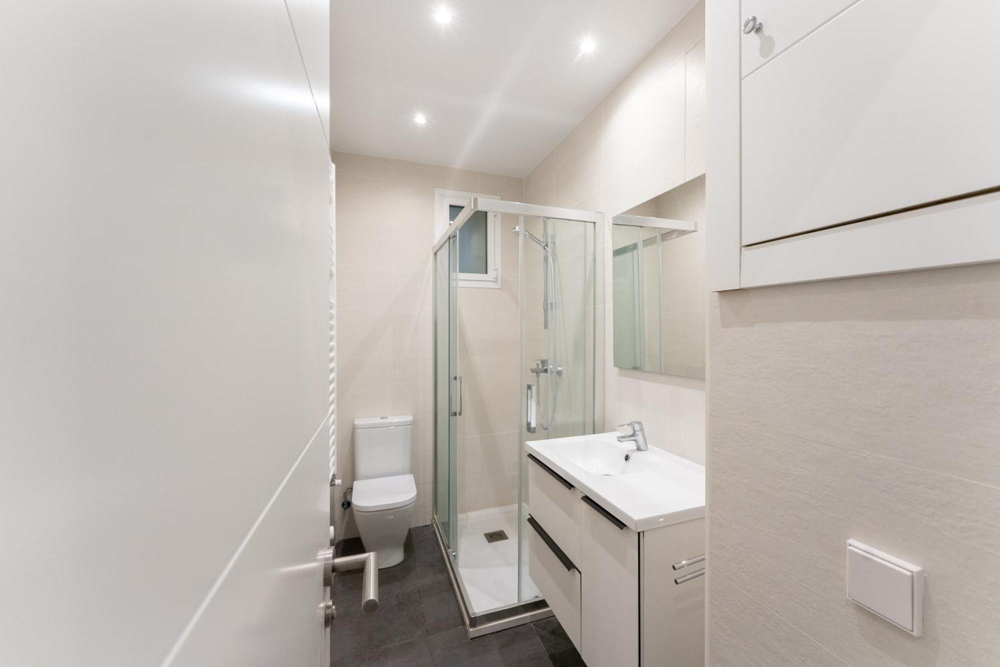 Luxe Apartment In Plaza De Espana Madrid Esterno foto