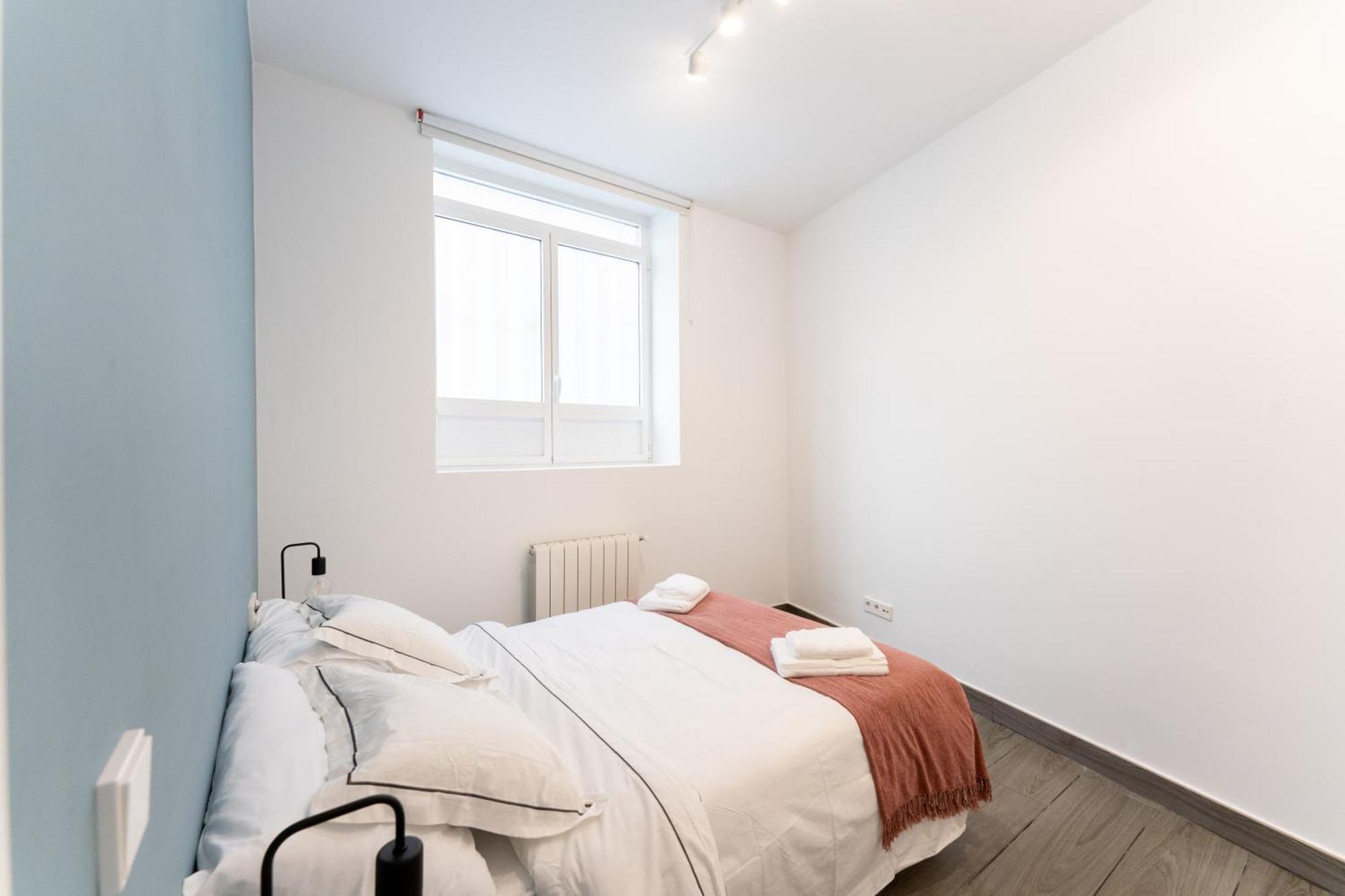 Luxe Apartment In Plaza De Espana Madrid Esterno foto